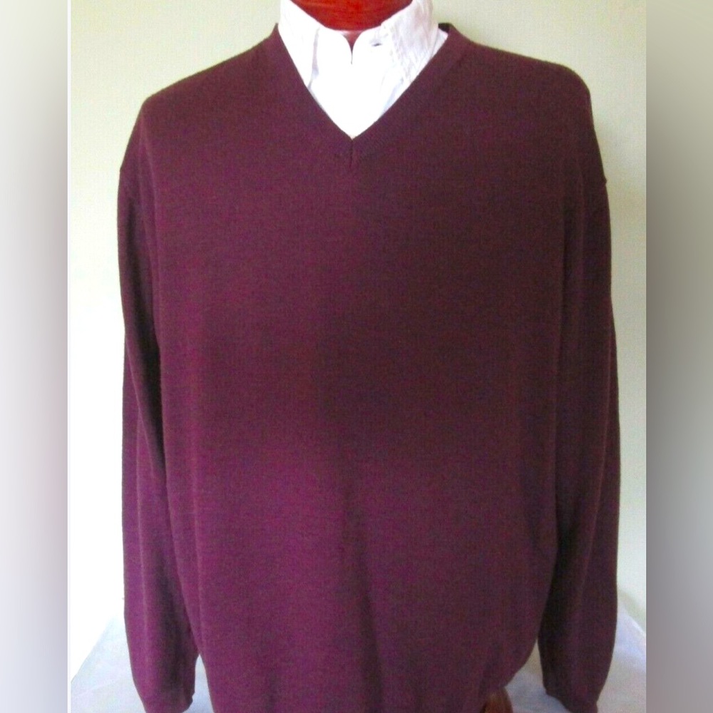 Joseph Abboud Classic Fit Extra Fine Merino Wool V Neck Sweater - Burgundy XXL